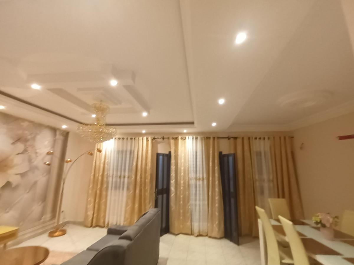 Residence Deluxe Яунде Экстерьер фото