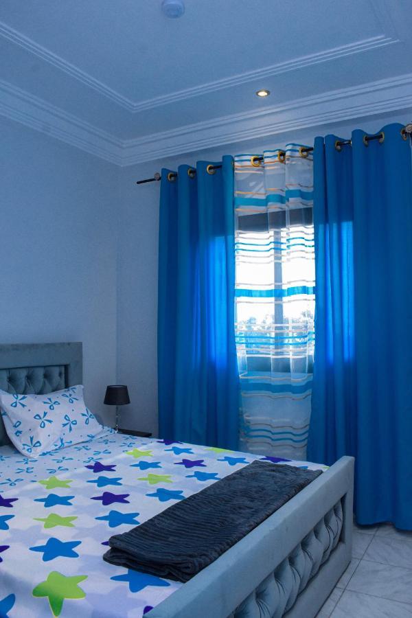 Residence Deluxe Яунде Экстерьер фото