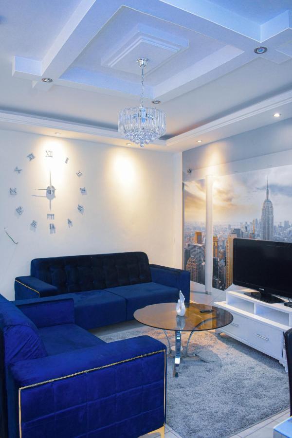 Residence Deluxe Яунде Экстерьер фото