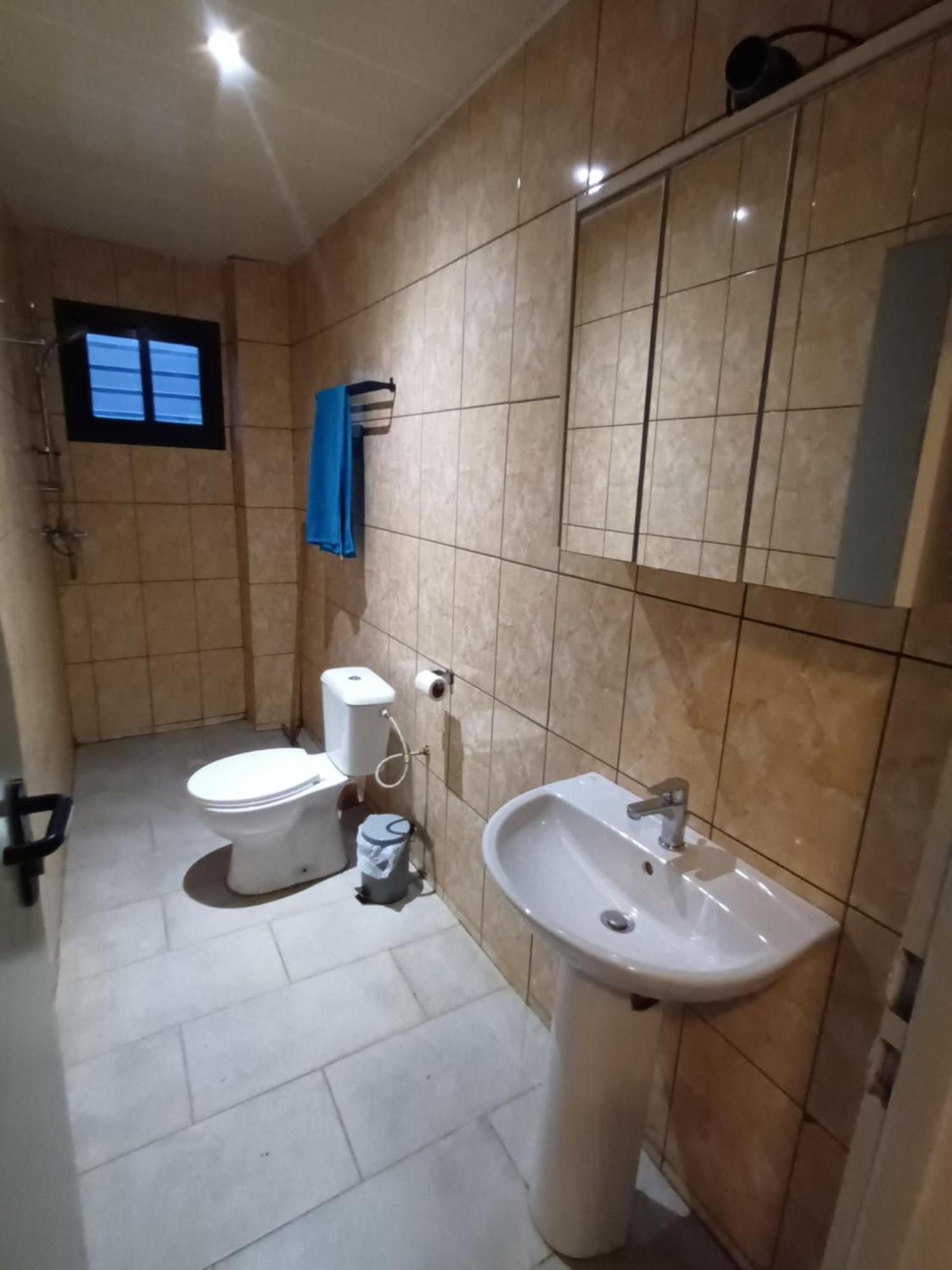 Residence Deluxe Яунде Экстерьер фото